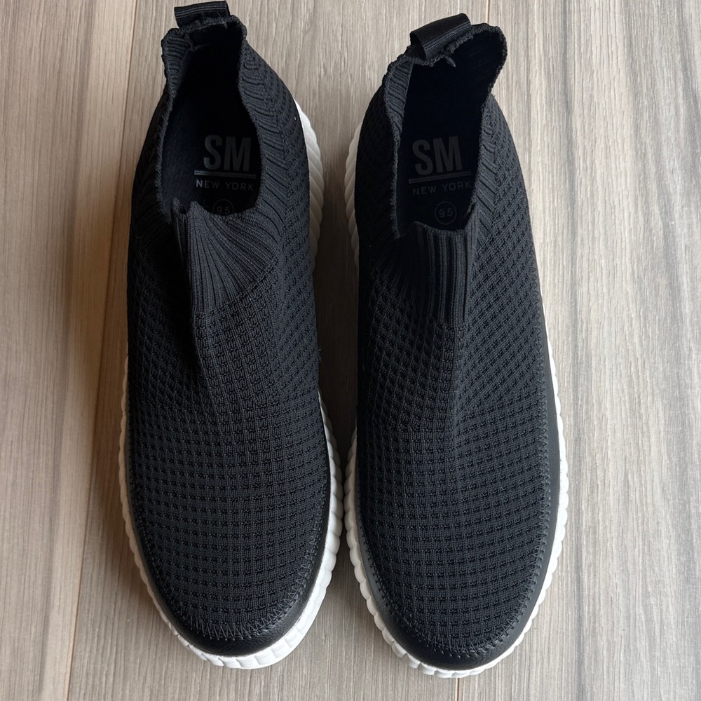 Steve Madden New York Women's Samarah Black Knit Sneakers Size 9.5